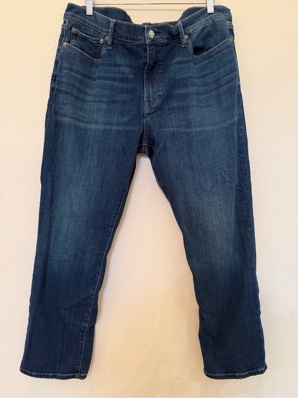 Lucky Brand Men's Dark Blue Jeans Size 38x30